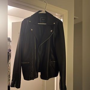 Barely used leather jacket.